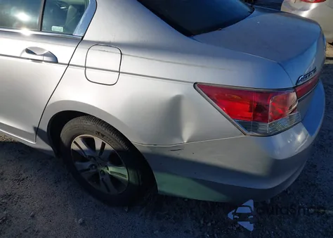 2011 Honda Accord 2.4 Se из США, поврежденный, VIN 1HGCP2F63BA026011